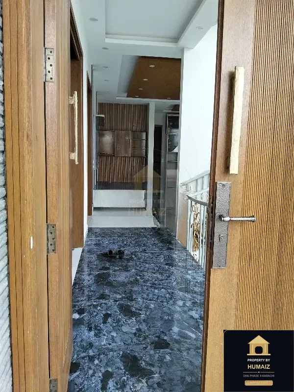 300 Sq. Yd. 4-Bedroom Luxury Villa (Basement, 4 Bath, Residence 3) in Khayaban-e-Sahil For Sale in DHA Phase 8 Karachi — Photograph 8