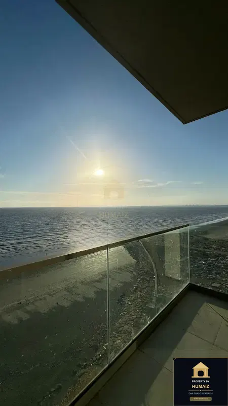 2-Bedroom Luxury Apartment (Sea Facing, 3 Bath, Suite 4) at Emaar Oceanfront For Sale in DHA Phase 8 Karachi — Photograph 8
