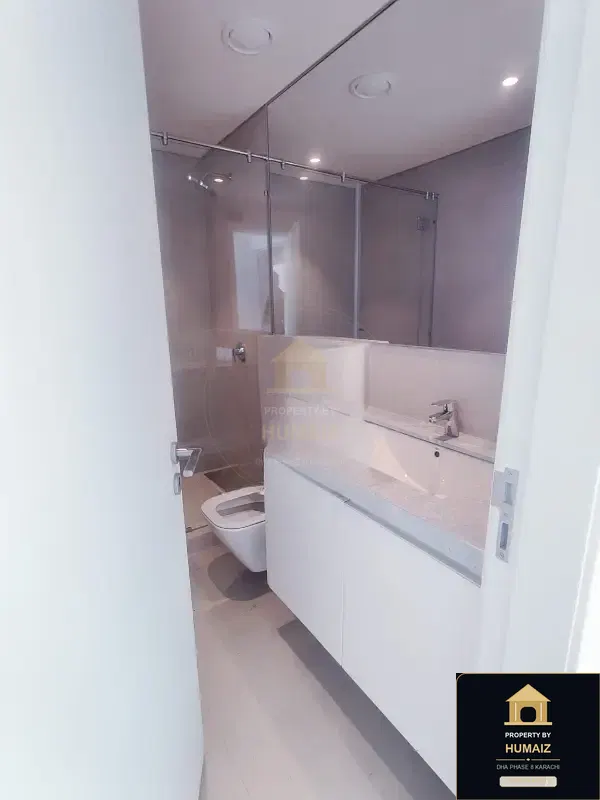 2-Bedroom Luxury Apartment (Sea Facing, 3 Bath, Suite 9) at Emaar Oceanfront For Rent in DHA Phase 8 Karachi — Photograph 17