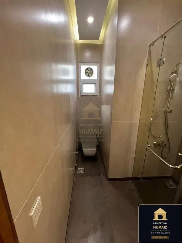 500 Sq. Yd. 6-Bedroom Luxury Villa in Khayaban-e-Sahil For Sale in DHA Phase 8 Karachi — Photograph 21