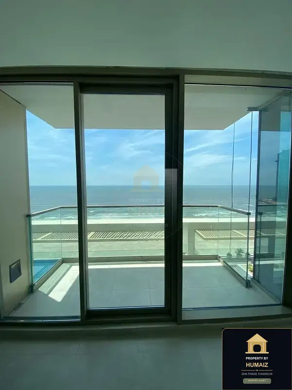 2-Bedroom Luxury Apartment (Sea Facing, 3 Bath, Suite 16) at The Views For Sale in DHA Phase 8 Karachi — Photograph 9