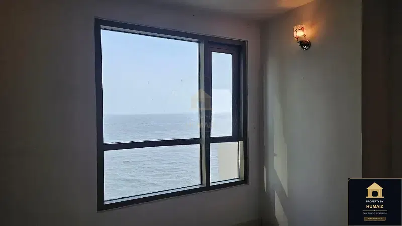 2-Bedroom Luxury Apartment (Sea Facing, 4 Bath, Suite 1) at Pearl Towers For Sale in DHA Phase 8 Karachi — Photograph 12