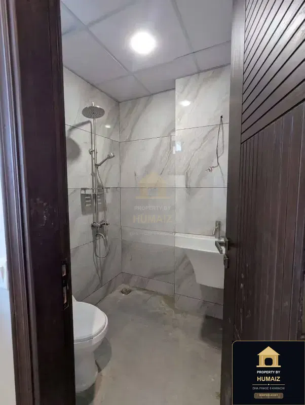 3-Bedroom Luxury Apartment (Brand New, 3 Bath, Suite 30) on Al-Murtaza Commercial For Rent in DHA Phase 8 Karachi — Photograph 8