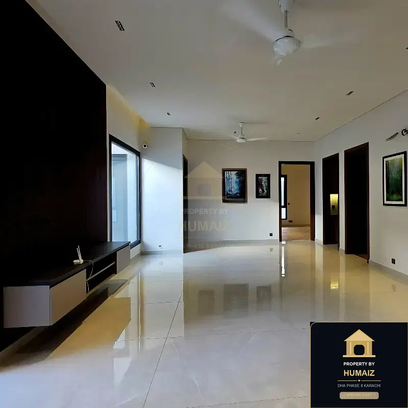 500 Sq. Yd. 6-Bedroom Luxury Villa (Basement, 6 Bath, Residence 4) on Zulfiqar Commercial For Sale in DHA Phase 8 Karachi — Photograph 12
