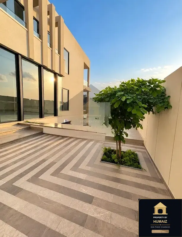 1,000 Sq. Yd. 6-Bedroom Luxury Villa (1 Bath, Residence 52) in DHA Phase 8 For Sale in DHA Phase 8 Karachi — Photograph 5
