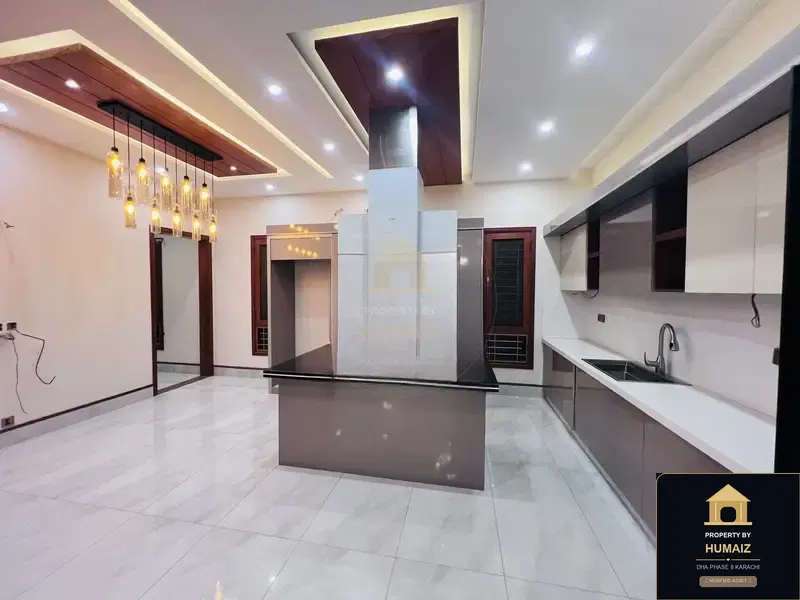 500 Sq. Yd. 6-Bedroom Luxury Villa (West Open, 6 Bath, Residence 67) in DHA Phase 8 For Sale in DHA Phase 8 Karachi — Photograph 28