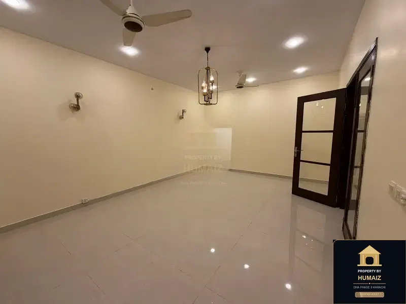 3-Bedroom Upper/Lower Portion on Khayaban-e-Sahil For Rent in DHA Phase 8 Karachi — Photograph 4