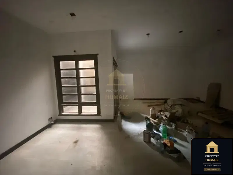 300 Sq. Yd. 4-Bedroom Luxury Villa (Basement, 4 Bath, Residence 5) in Khayaban-e-Sahil For Sale in DHA Phase 8 Karachi — Photograph 16