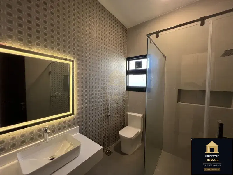 300 Sq. Yd. 5-Bedroom Luxury Villa (West Open, 5 Bath, Residence 4) in DHA Phase 8 For Sale in DHA Phase 8 Karachi — Photograph 12