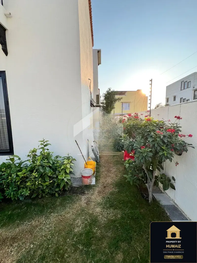 500 Sq. Yd. 6-Bedroom Luxury Villa (6 Bath, Residence 103) in DHA Phase 8 For Sale in DHA Phase 8 Karachi — Photograph 5