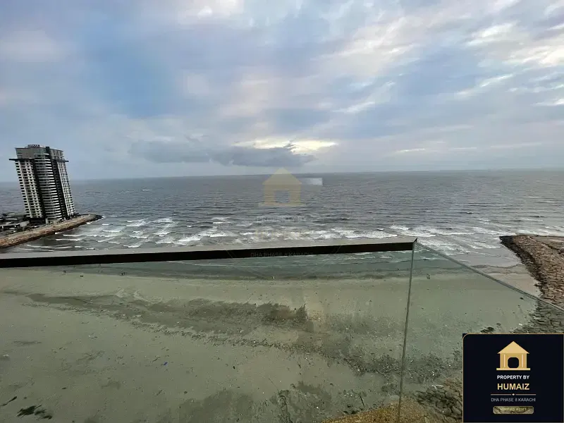 3-Bedroom Luxury Apartment (Sea Facing, 5 Bath, Suite 6) at The Views For Sale in DHA Phase 8 Karachi — Photograph 2