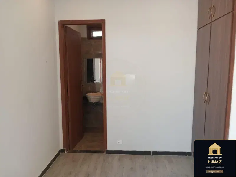2-Bedroom Upper/Lower Portion (Basement, 2 Bath, Unit 9) in DHA Phase 8 For Rent in DHA Phase 8 Karachi — Photograph 6