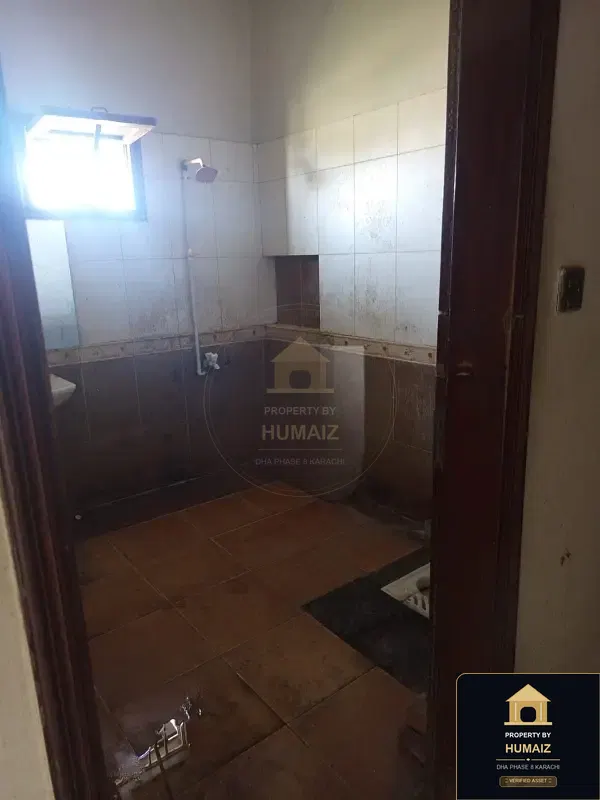 1,000 Sq. Yd. 5-Bedroom Luxury Villa in Khayaban-e-Iqbal For Sale in DHA Phase 8 Karachi — Photograph 20