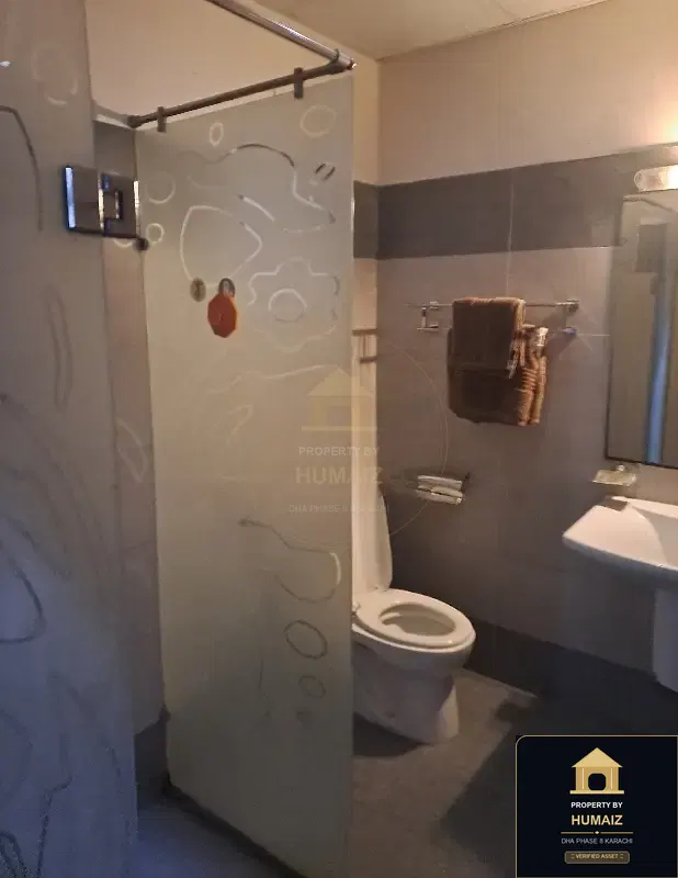 4-Bedroom Luxury Apartment (Basement, 5 Bath, Suite 6) on Al-Murtaza Commercial For Sale in DHA Phase 8 Karachi — Photograph 18