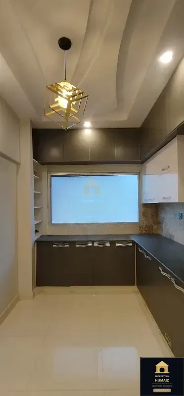 3-Bedroom Luxury Apartment (3 Bath, Suite 6) on Al-Murtaza Commercial For Sale in DHA Phase 8 Karachi — Photograph 7