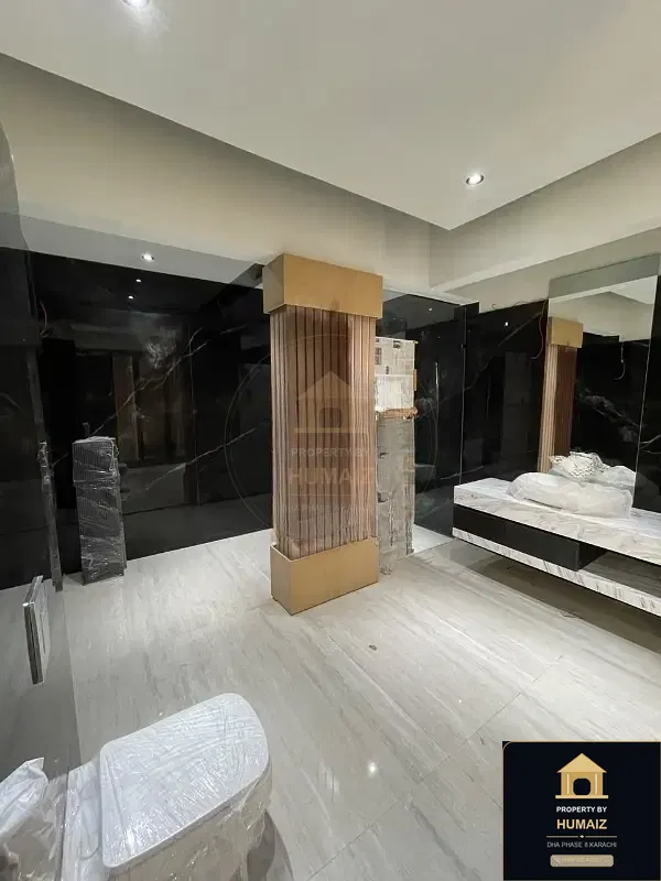 500 Sq. Yd. 6-Bedroom Luxury Villa (Basement, 6 Bath, Residence 14) in Zone A For Sale in DHA Phase 8 Karachi — Photograph 15