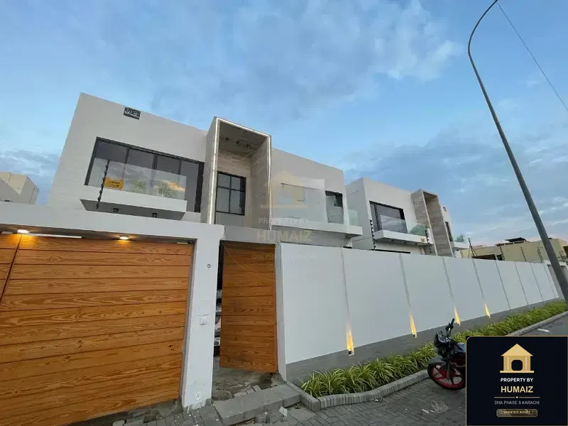 1,000 Sq. Yd. 11-Bedroom Luxury Villa (West Open, 7 Bath, Residence 1) in DHA Phase 8 For Sale in DHA Phase 8 Karachi — Photograph 5
