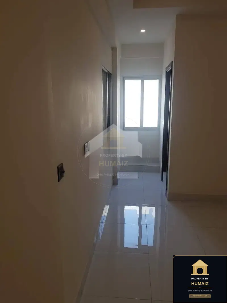 4-Bedroom Luxury Apartment (Corner, 5 Bath, Suite 3) on Al-Murtaza Commercial For Sale in DHA Phase 8 Karachi — Photograph 5