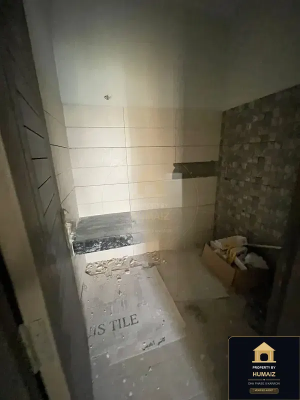 100 Sq. Yd. 3-Bedroom Luxury Villa (Basement, 4 Bath, Residence 2) in DHA Phase 8 For Sale in DHA Phase 8 Karachi — Photograph 2