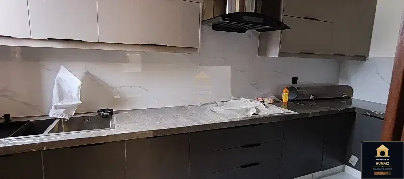 500 Sq. Yd. 7-Bedroom Luxury Villa (Basement, 6 Bath, Residence 3) in DHA Phase 8 For Sale in DHA Phase 8 Karachi — Photograph 14