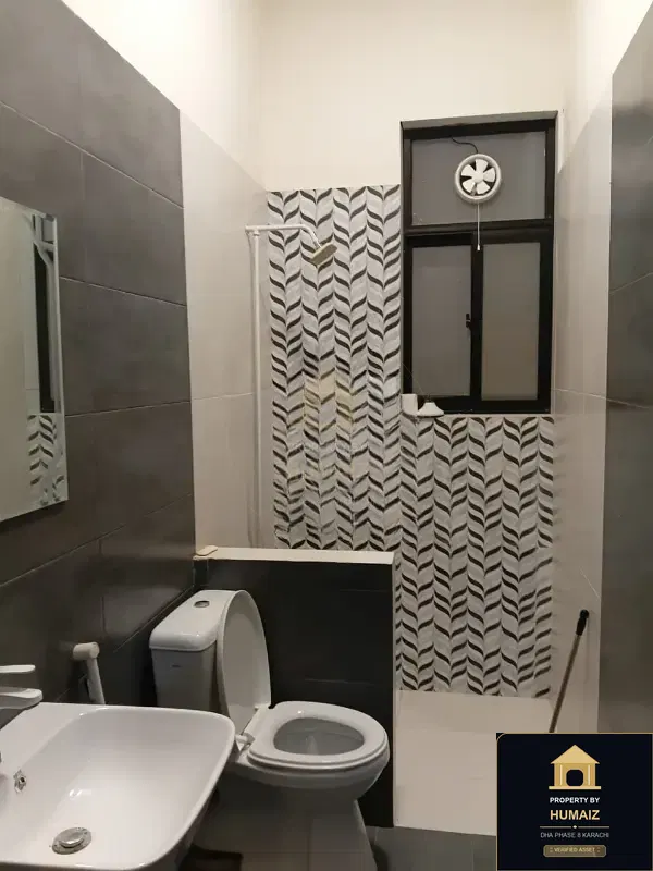 100 Sq. Yd. 3-Bedroom Luxury Villa (Basement, 3 Bath, Residence 1) in DHA Phase 8 For Sale in DHA Phase 8 Karachi — Photograph 16