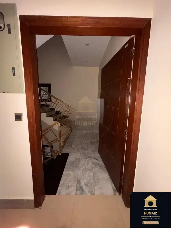 4-Bedroom Upper/Lower Portion (Brand New, 4 Bath, Unit 6) in DHA Phase 8 For Rent in DHA Phase 8 Karachi — Photograph 14