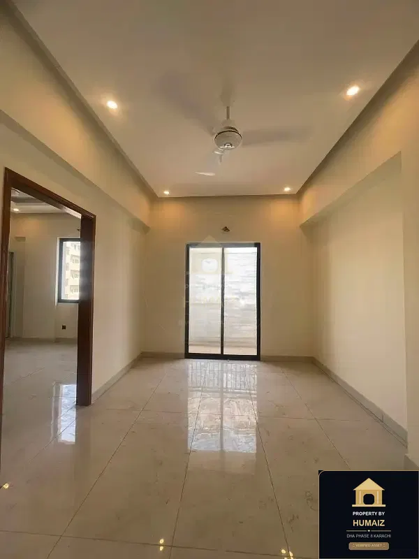 3-Bedroom Luxury Apartment (Corner, 3 Bath, Suite 12) on Al-Murtaza Commercial For Rent in DHA Phase 8 Karachi — Photograph 8