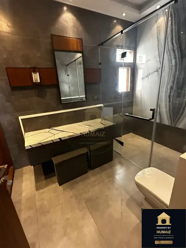 1,000 Sq. Yd. 6-Bedroom Luxury Villa (Private Pool, 7 Bath, Residence 33) in DHA Phase 8 For Sale in DHA Phase 8 Karachi — Photograph 8