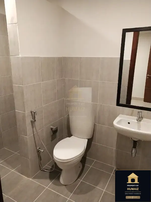 2-Bedroom Luxury Apartment (3 Bath, Suite 1) at Emaar Oceanfront For Rent in DHA Phase 8 Karachi — Photograph 16