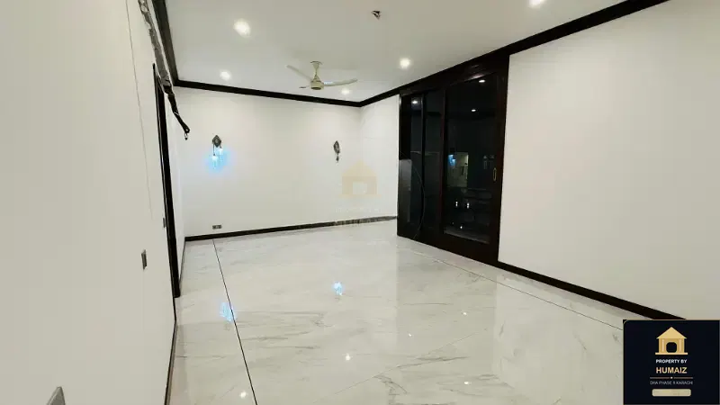 1,000 Sq. Yd. 6-Bedroom Luxury Villa (Basement, 7 Bath, Residence 5) in Zone A For Sale in DHA Phase 8 Karachi — Photograph 11