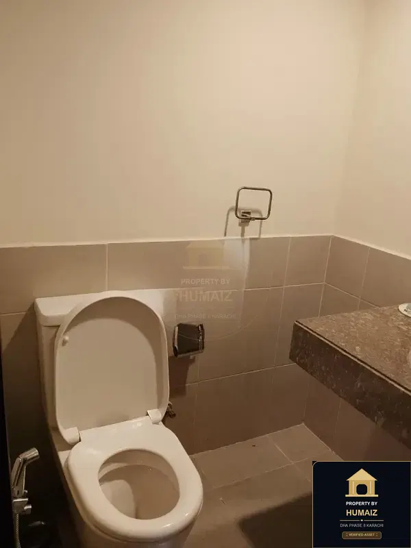 4-Bedroom Luxury Apartment (5 Bath, Suite 5) at Coral Towers For Rent in DHA Phase 8 Karachi — Photograph 29