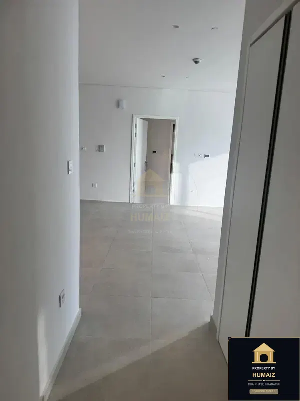3-Bedroom Luxury Apartment (Boulevard Facing, 5 Bath, Suite 71) at The Views For Sale in DHA Phase 8 Karachi — Photograph 11