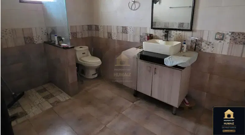 3-Bedroom Upper/Lower Portion (Brand New, 4 Bath, Unit 28) in DHA Phase 8 For Rent in DHA Phase 8 Karachi — Photograph 10