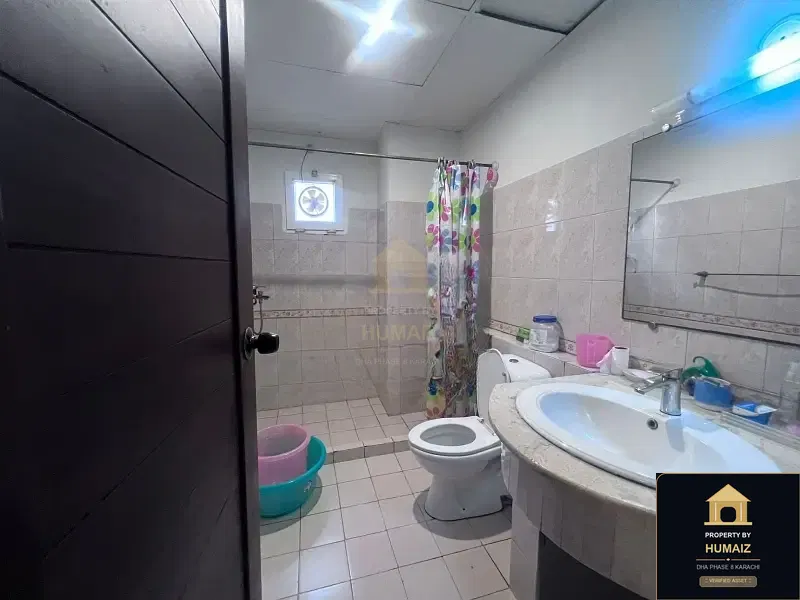 3-Bedroom Luxury Apartment (4 Bath, Suite 7) at Creek Vistas For Rent in DHA Phase 8 Karachi — Photograph 10