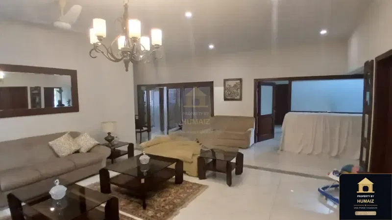 1,000 Sq. Yd. 7-Bedroom Luxury Villa (Basement, 7 Bath, Residence 6) in DHA Phase 8 For Sale in DHA Phase 8 Karachi — Photograph 7