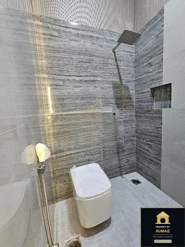100 Sq. Yd. 5-Bedroom Luxury Villa (Basement, 5 Bath, Residence 2) in DHA Phase 8 For Sale in DHA Phase 8 Karachi — Photograph 19