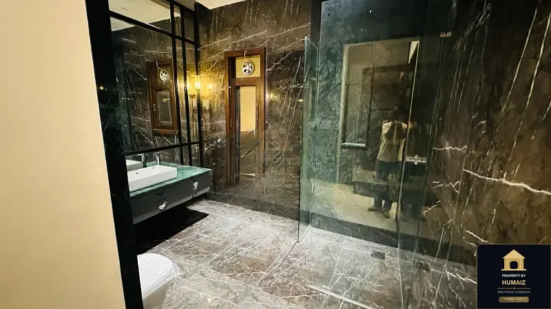 1,000 Sq. Yd. 6-Bedroom Luxury Villa (Basement, 7 Bath, Residence 5) in Zone A For Sale in DHA Phase 8 Karachi — Photograph 9