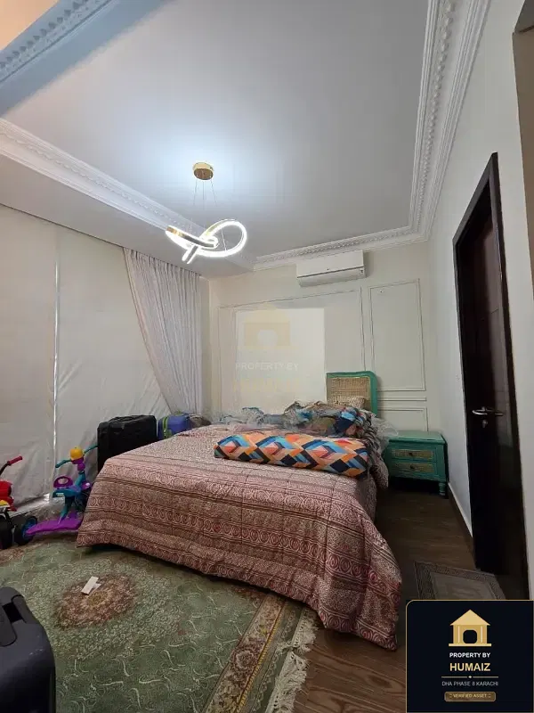 4-Bedroom Luxury Apartment (Sea Facing, 5 Bath, Suite 2) at Pearl Towers For Rent in DHA Phase 8 Karachi — Photograph 11
