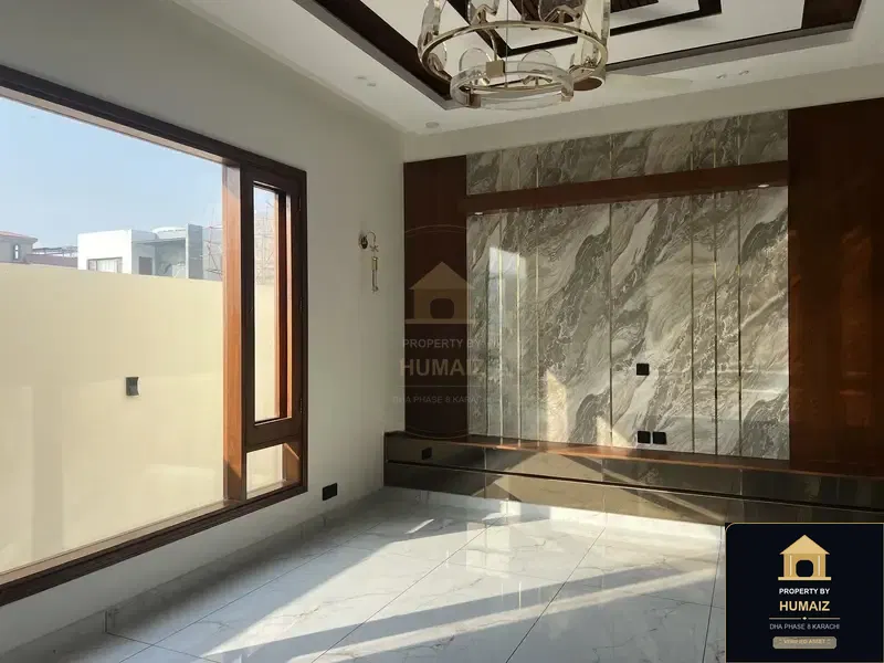 500 Sq. Yd. 6-Bedroom Luxury Villa (West Open, 6 Bath, Residence 121) in DHA Phase 8 For Sale in DHA Phase 8 Karachi — Photograph 21