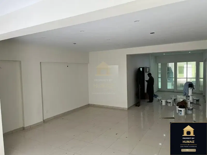 111 Sq. Yd. Corporate Office Space (Unit 12) on Al-Murtaza Commercial For Rent in DHA Phase 8 Karachi — Photograph 3