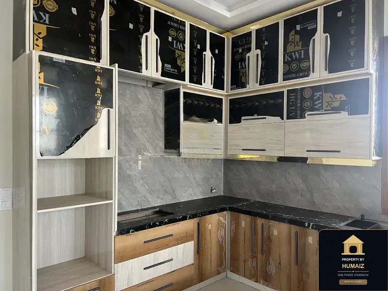 300 Sq. Yd. 5-Bedroom Luxury Villa (Basement, 5 Bath, Residence 10) in DHA Phase 8 For Sale in DHA Phase 8 Karachi — Photograph 10