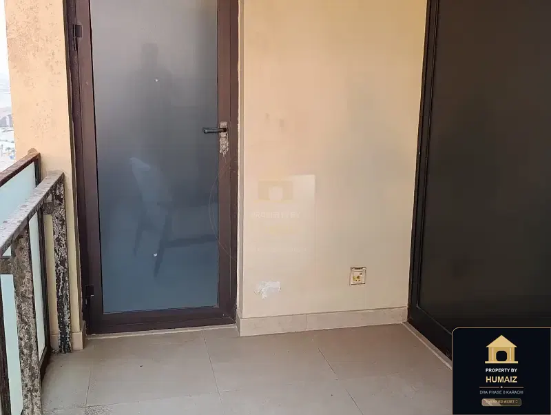 2-Bedroom Luxury Apartment (Sea Facing, 2 Bath, Suite 42) at Coral Towers For Sale in DHA Phase 8 Karachi — Photograph 23