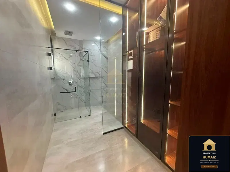 1,000 Sq. Yd. 6-Bedroom Luxury Villa (Private Pool, 6 Bath, Residence 3) on Zulfiqar Commercial For Sale in DHA Phase 8 Karachi — Photograph 23