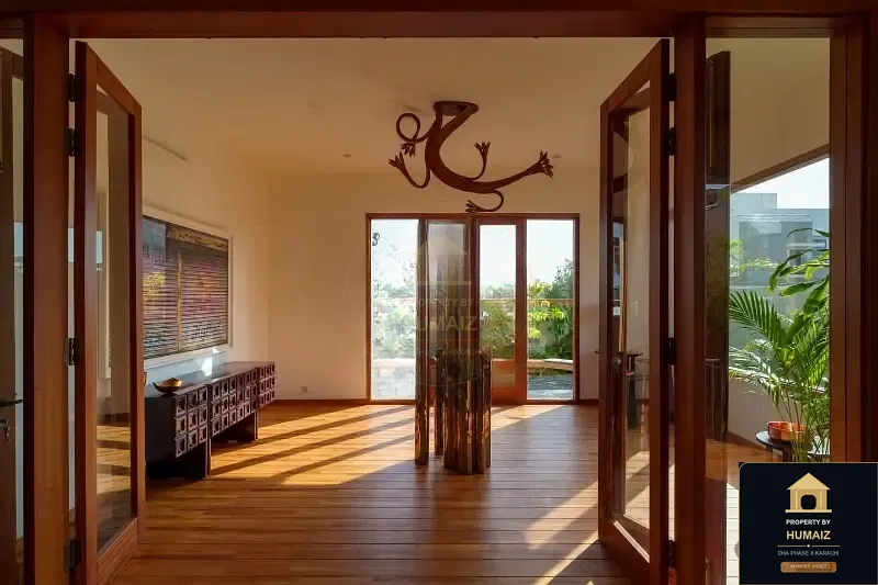 500 Sq. Yd. 6-Bedroom Luxury Villa (West Open, 6 Bath, Residence 8) in Zone B For Sale in DHA Phase 8 Karachi — Photograph 9