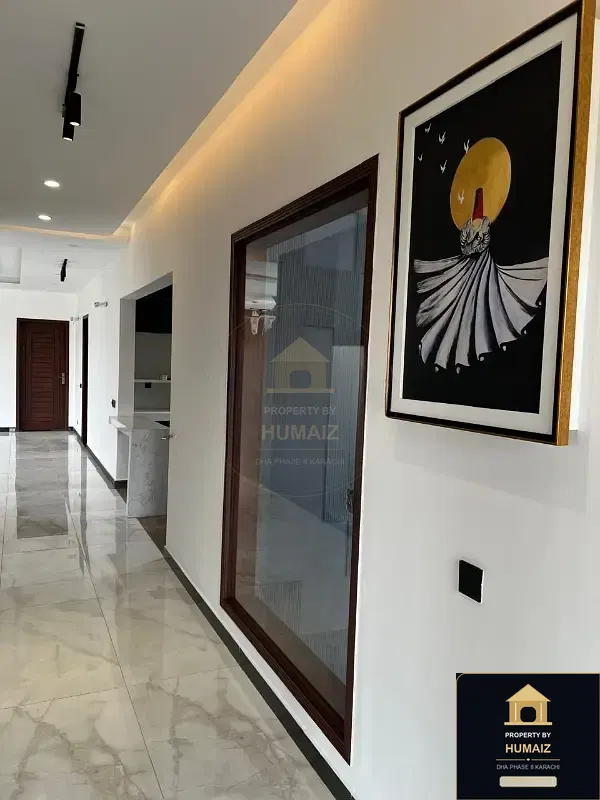 500 Sq. Yd. 6-Bedroom Luxury Villa (West Open, 6 Bath, Residence 4) in Khayaban-e-Shujaat For Sale in DHA Phase 8 Karachi — Photograph 7