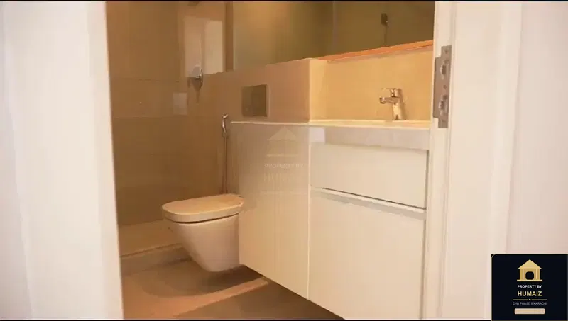 4-Bedroom Luxury Apartment (Private Pool, 4 Bath, Suite 4) at The Views For Rent in DHA Phase 8 Karachi — Photograph 21