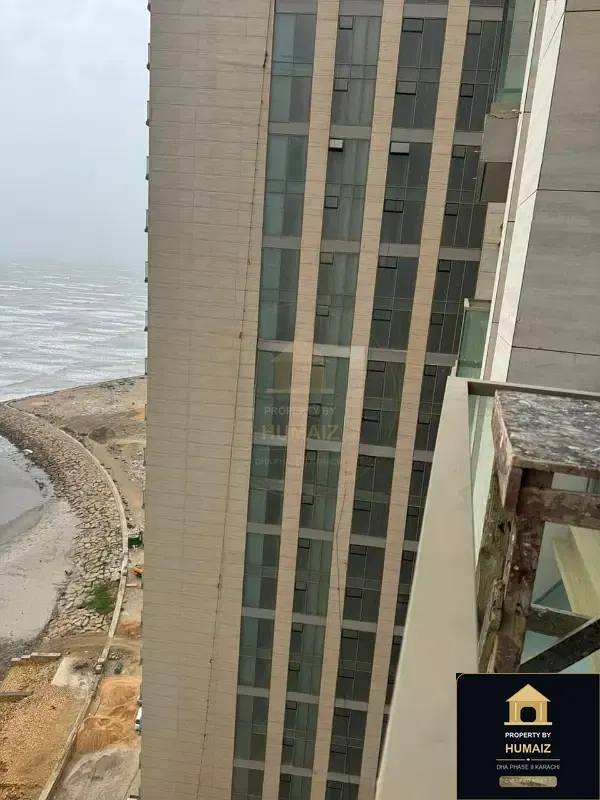 3-Bedroom Luxury Apartment (Sea Facing, 5 Bath, Suite 21) at The Views For Sale in DHA Phase 8 Karachi — Photograph 9