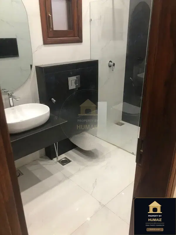 500 Sq. Yd. 4-Bedroom Luxury Villa (4 Bath, Residence 10) in DHA Phase 8 For Rent in DHA Phase 8 Karachi — Photograph 3