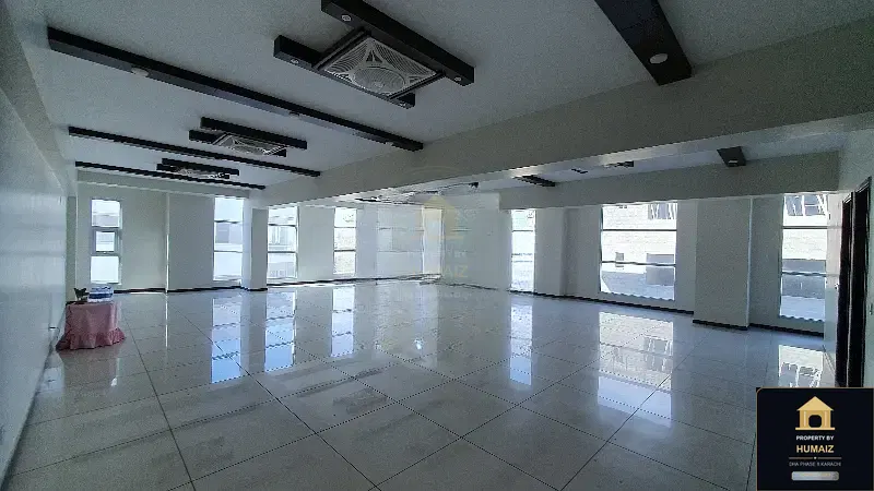 233 Sq. Yd. Corporate Office Space in DHA Phase 8 For Rent in DHA Phase 8 Karachi — Photograph 4