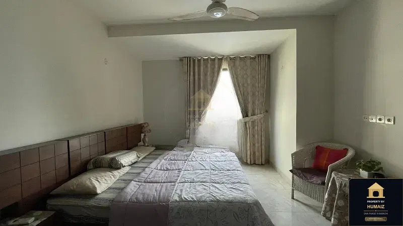 2-Bedroom Luxury Apartment (Boulevard Facing, 4 Bath, Suite 8) at Pearl Towers For Sale in DHA Phase 8 Karachi — Photograph 11